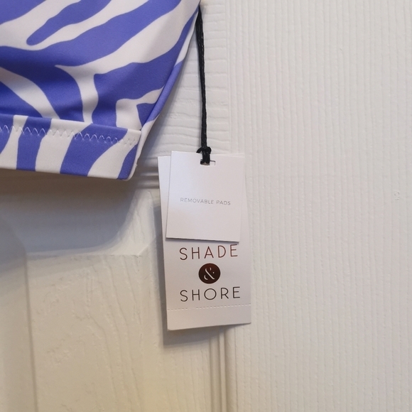 🌻2/$25🌻Shade & Shore Keyhole Purple and White Animal Print Bikini Top - Picture 6 of 11